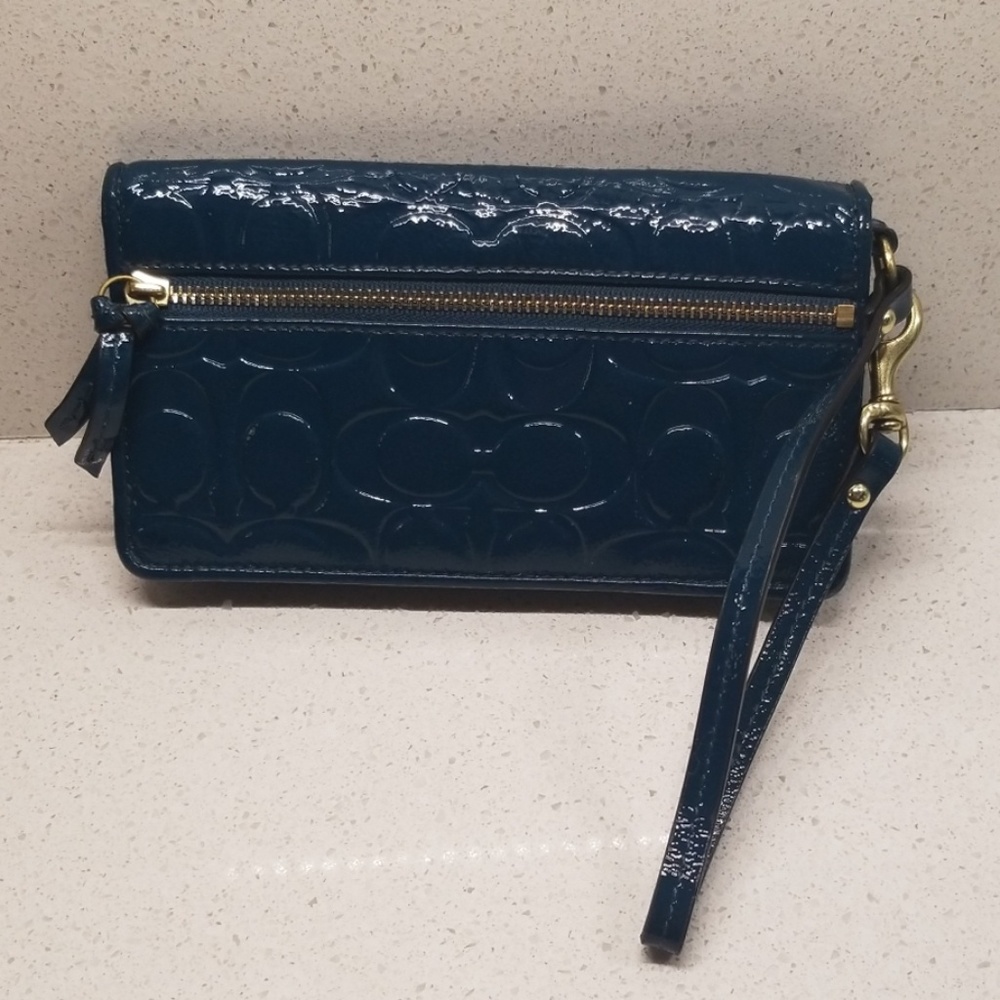 COACH womens wristlet - Picture 2 of 6